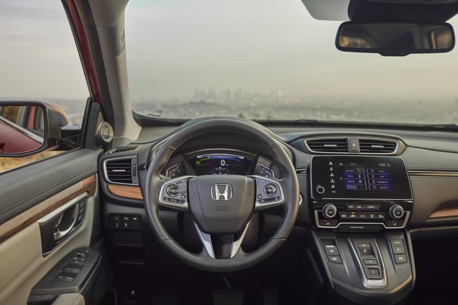 Торпедо Honda CR-V Hybrid (RW) 2019 года  (NA) (фото 23 из 44)
